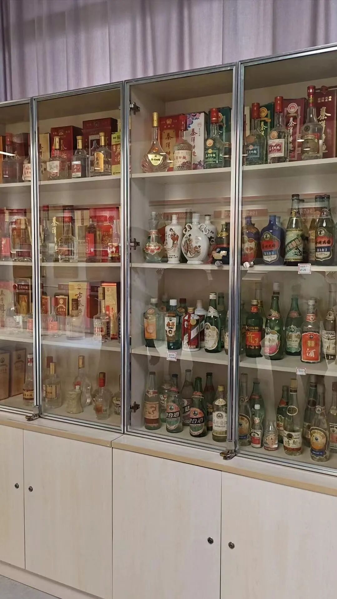 守本溯源&middot;潮向未来&nbsp;|&nbsp;本香酒业赴秦洋长生酒业考察，共拓潮饮黄酒新篇章